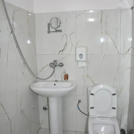 Πανσιόν Ferma Hodobashi *